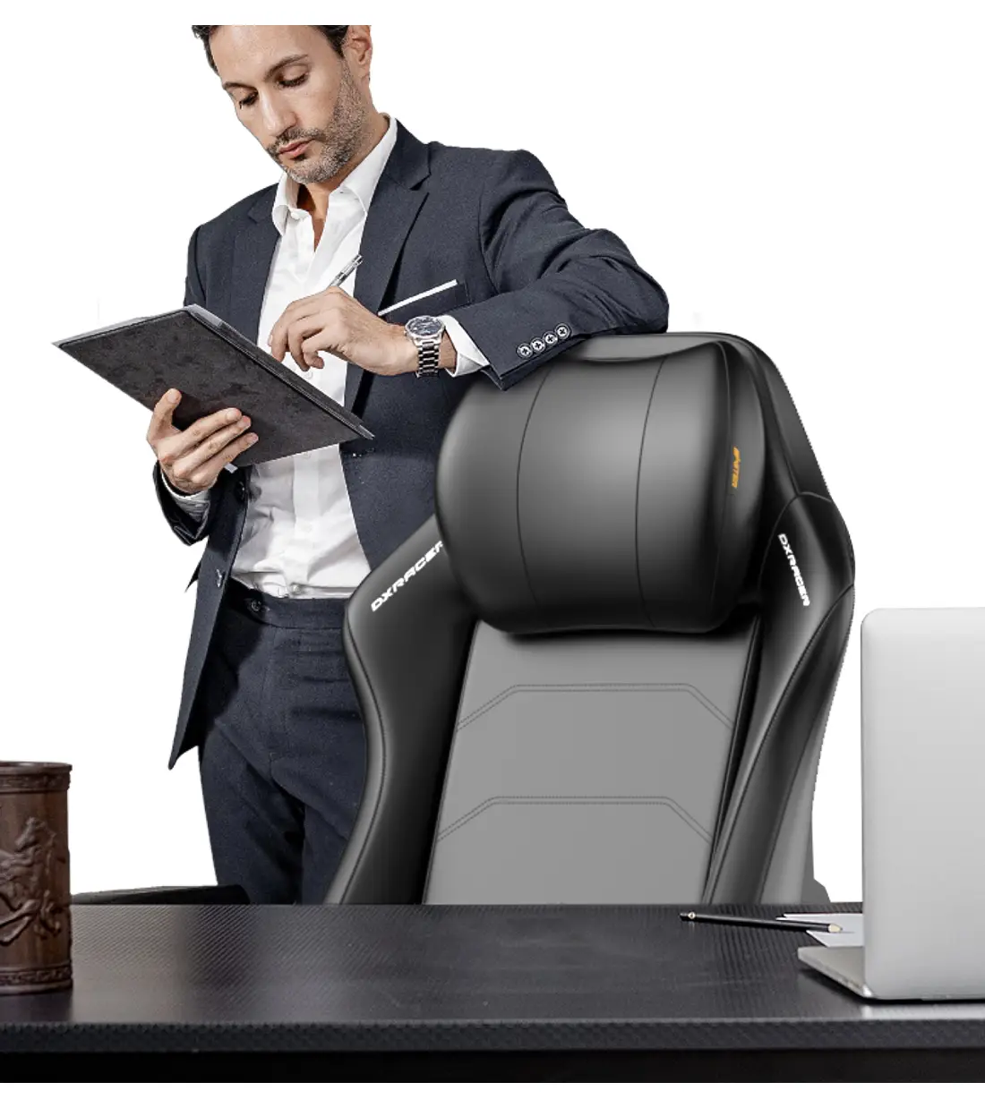صندلی گیمینگ دی ایکس ریسر Master Series 2025 XL مشکی صندلی گیمینگ دی ایکس ریسر Master Series 2025 XL مشکی